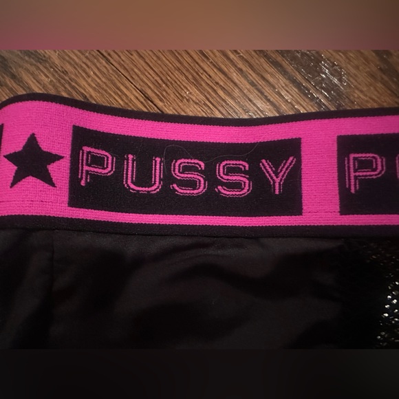 Fantasy pole dance Fetish Rave Festival Fishnet hot shorts and crop top. NWT S - Picture 7 of 8